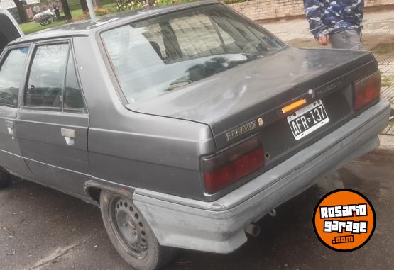 Autos - Renault 9 sedan 1995 GNC 260000Km - En Venta