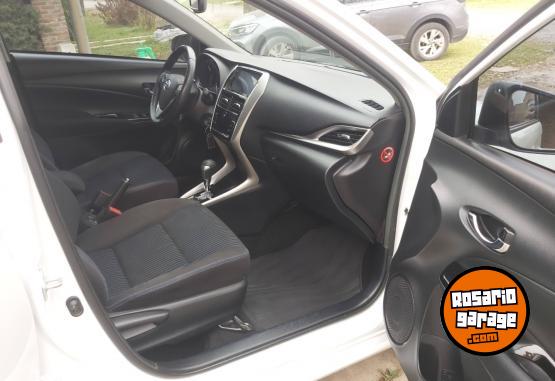 Autos - Toyota Yaris XLS 2021 Nafta 63000Km - En Venta