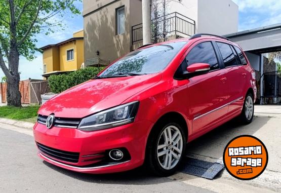 Autos - Volkswagen Suran highline 2015 Nafta 159000Km - En Venta