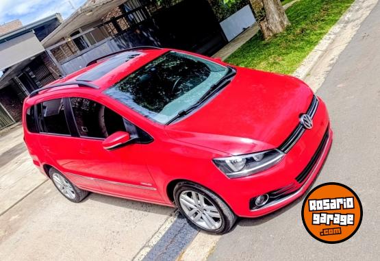 Autos - Volkswagen Suran highline 2015 Nafta 159000Km - En Venta