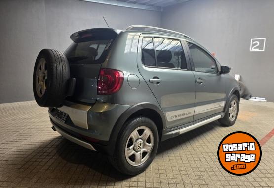 Autos - Volkswagen CROSS FOX 2011 Nafta 130000Km - En Venta