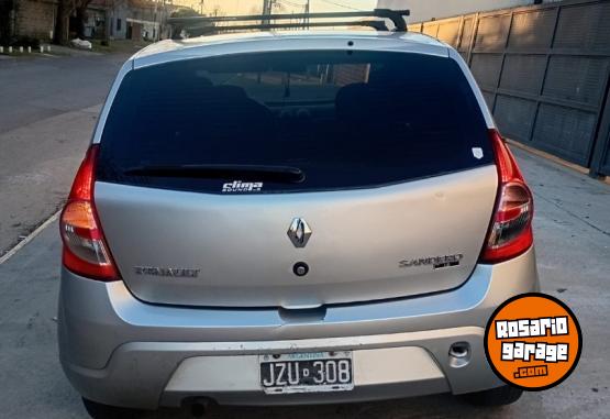 Autos - Renault Sandero 1.6 nafta 2011 Nafta 247000Km - En Venta
