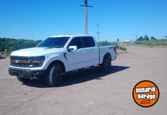 Camionetas - Ford 150 TREMOR 2024 Nafta 5000Km - En Venta