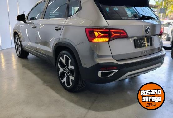 Autos - Volkswagen TAOS HIGHLINE 1.4T 250 2024 Nafta 42000Km - En Venta