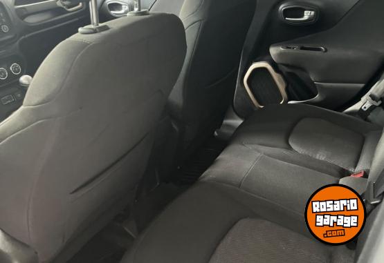 Camionetas - Jeep Renegade 1.8 Sport 2019 Nafta 64000Km - En Venta