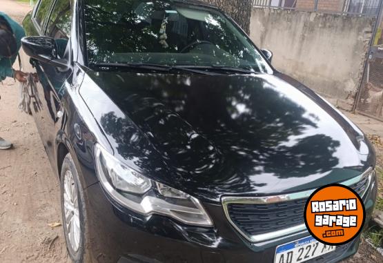 Autos - Peugeot 301 Allure HDI 2018 Diesel 191000Km - En Venta
