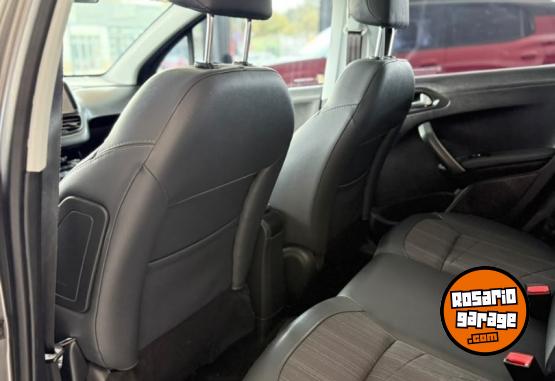 Autos - Peugeot 208 Feline 2015 Nafta 100000Km - En Venta