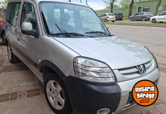 Utilitarios - Peugeot PARTNER PATAGÓNICA HDI 2011 Diesel 111111Km - En Venta