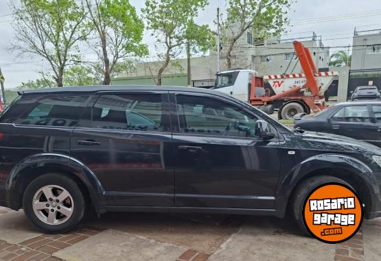 Camionetas - Dodge JOURNEY 2.4 5 ASIENTOS SX 2012 Nafta 111111Km - En Venta