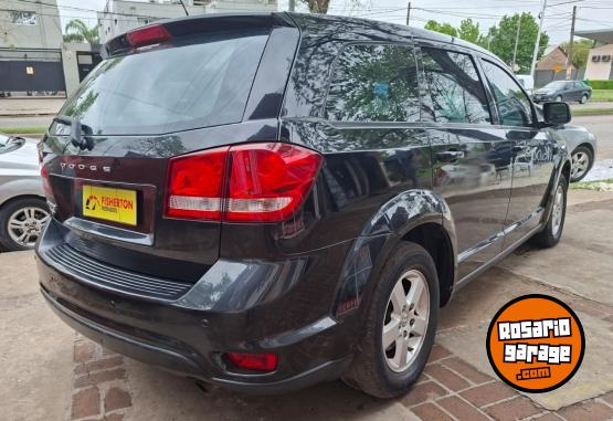 Camionetas - Dodge JOURNEY 2.4 5 ASIENTOS SX 2012 Nafta 111111Km - En Venta