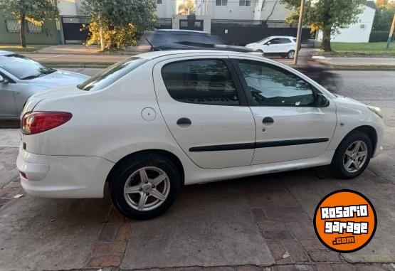 Autos - Peugeot 207 4 PUERTAS 1.4 2011 GNC 111111Km - En Venta