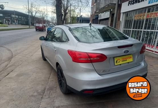 Autos - Ford FOCUS III TITANIUM 2.0 2016 Nafta 144000Km - En Venta