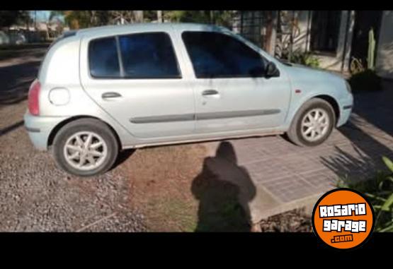 Autos - Renault Clio 2000 Diesel 260Km - En Venta