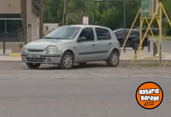 Autos - Renault Clio 2000 Diesel 260Km - En Venta