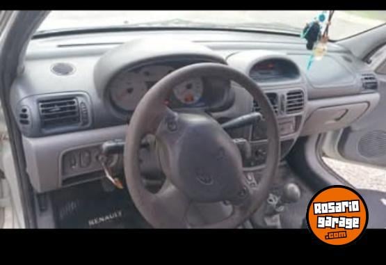 Autos - Renault Clio 2000 Diesel 260Km - En Venta