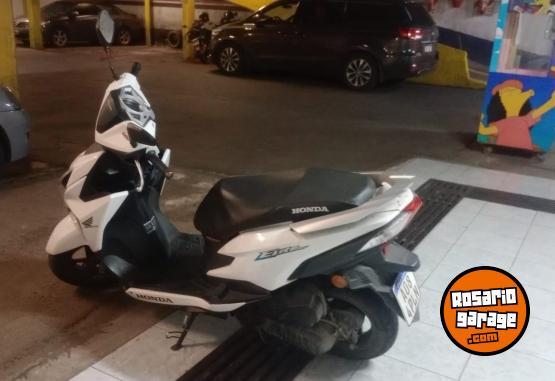 Motos - Honda ELITE 2018 Nafta 46000Km - En Venta