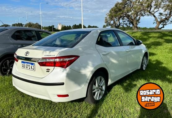 Autos - Toyota TOYOTA COROLLA XEI 1.8 MT 2017 Nafta 127000Km - En Venta