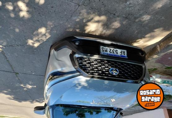 Autos - Toyota Corola cross hibrido 2022 Electrico / Hibrido 86000Km - En Venta