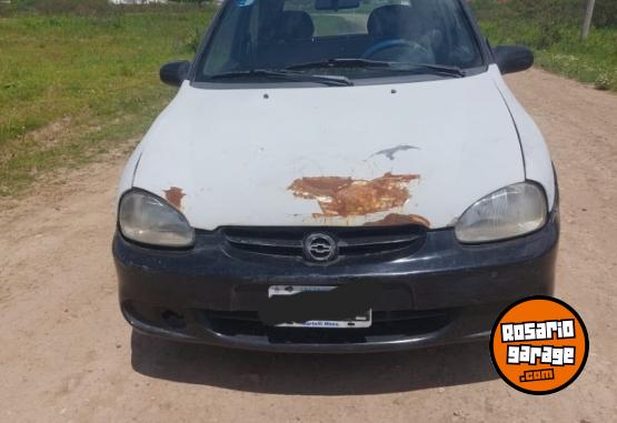 Autos - Chevrolet Corsa tipo sedan 3p 2003 GNC 111111Km - En Venta
