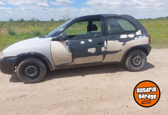 Autos - Chevrolet Corsa tipo sedan 3p 2003 GNC 111111Km - En Venta