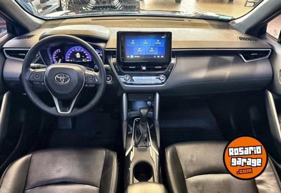 Autos - Toyota Corolla Cross SEG 2022 Nafta 100000Km - En Venta