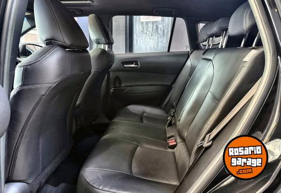 Autos - Toyota Corolla Cross SEG 2022 Nafta 100000Km - En Venta