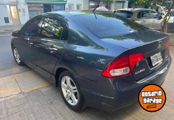 Autos - Honda Civic 2009 Nafta 215000Km - En Venta