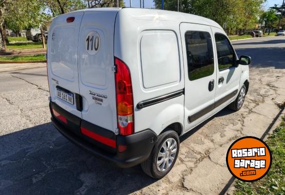Utilitarios - Renault KANGOO CONFORT 1.6 5A 2017 GNC 119000Km - En Venta