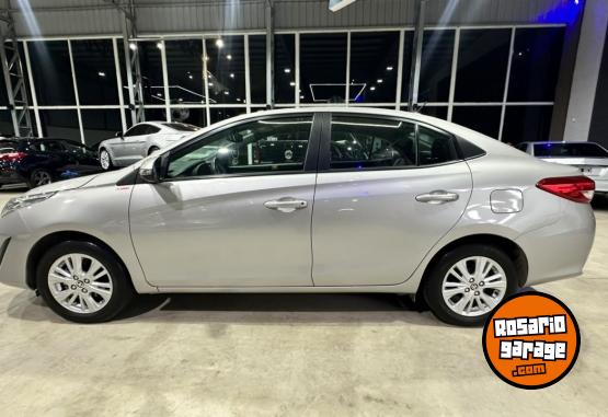 Autos - Toyota YARIS XLS CVT 2019 Nafta 7200Km - En Venta