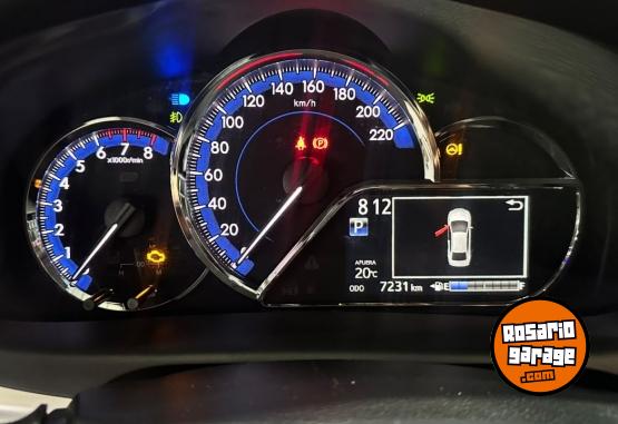 Autos - Toyota YARIS XLS CVT 2019 Nafta 7200Km - En Venta