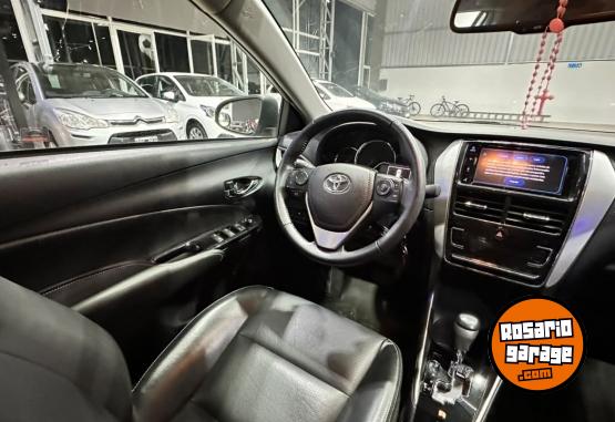 Autos - Toyota YARIS XLS CVT 2019 Nafta 7200Km - En Venta