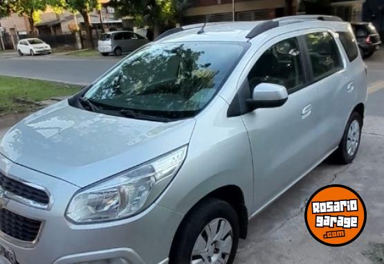 Autos - Chevrolet Spin 2015 GNC 201000Km - En Venta