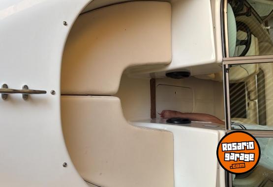 Embarcaciones - BERMUDA SPORT 180 con MERCURY 150HP - En Venta