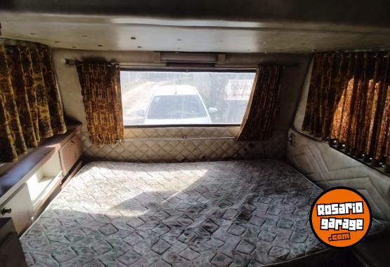 Camiones y Grúas - Vendo motorhome soy titular - En Venta