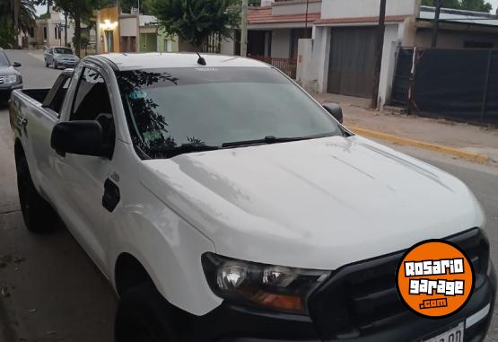 Camionetas - Ford Ranger C/S 2018 GNC 160000Km - En Venta