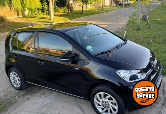 Autos - Volkswagen Up High! 2018 Nafta 91700Km - En Venta