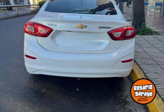 Autos - Chevrolet Cruze LT 2018 Nafta 140000Km - En Venta
