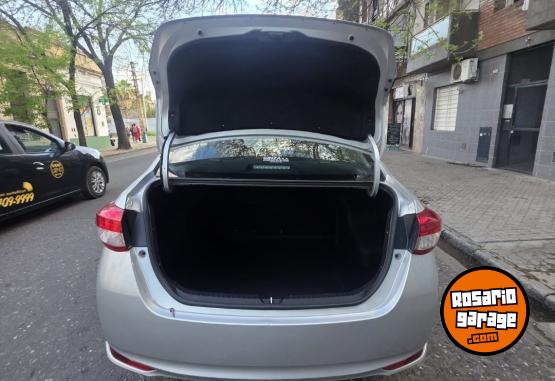 Autos - Toyota YARIS XLS 4 PUERTAS 2020 Nafta 28800Km - En Venta