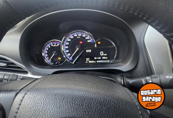 Autos - Toyota YARIS XLS 4 PUERTAS 2020 Nafta 28800Km - En Venta
