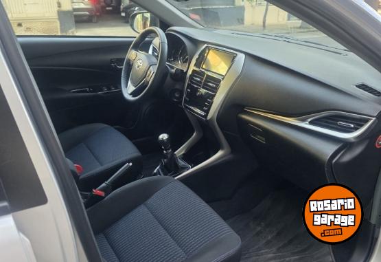 Autos - Toyota YARIS XLS 4 PUERTAS 2020 Nafta 28800Km - En Venta