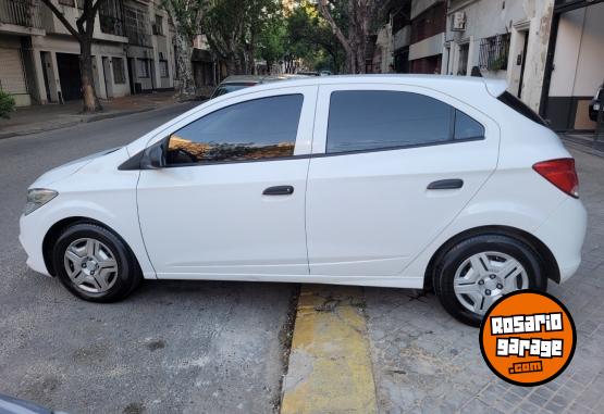 Autos - Chevrolet Onix 1.4 Joy+ 2017 Nafta 124000Km - En Venta