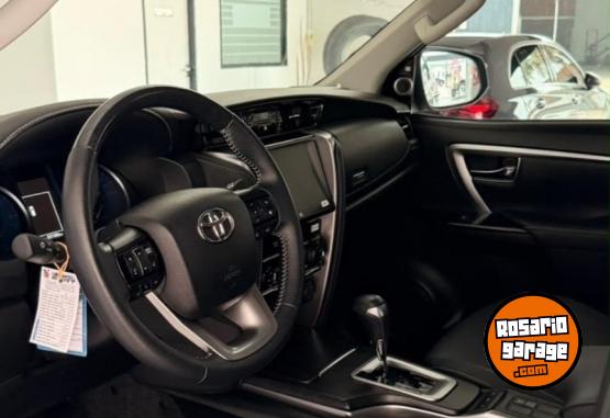 Camionetas - Toyota SW4 2024 Diesel 64000Km - En Venta