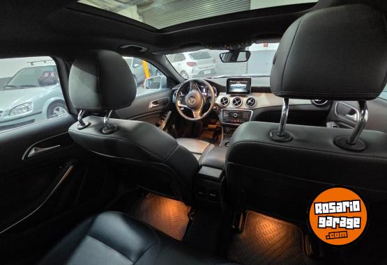 Autos - Mercedes Benz Gla 200 2017 Nafta 110000Km - En Venta