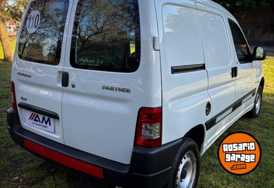 Utilitarios - Peugeot PARTNER FURGON BERLINGO 2015 Diesel 144000Km - En Venta