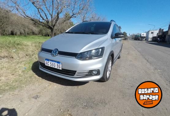 Autos - Volkswagen Suran 1.6L Track 2018 Nafta 99000Km - En Venta