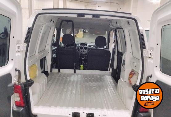 Utilitarios - Peugeot Partner 1.6 hdi Furgón 2022 Diesel 111111Km - En Venta