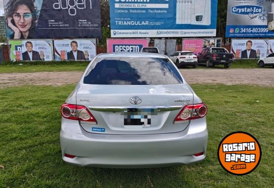 Autos - Toyota Corolla Seg 2012 Nafta 136000Km - En Venta