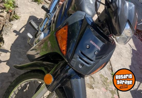 Motos - Honda Wave 2010 Nafta 70000Km - En Venta