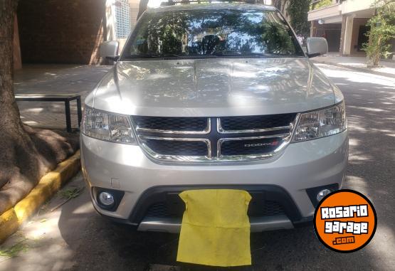Camionetas - Dodge Journey SXT 2014 Nafta 152000Km - En Venta