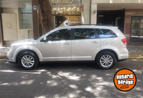 Camionetas - Dodge Journey SXT 2014 Nafta 152000Km - En Venta